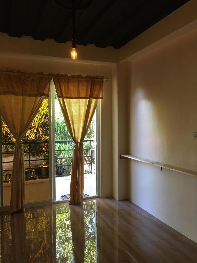 Bangcusay Location One Eighty B&B 외부 사진
