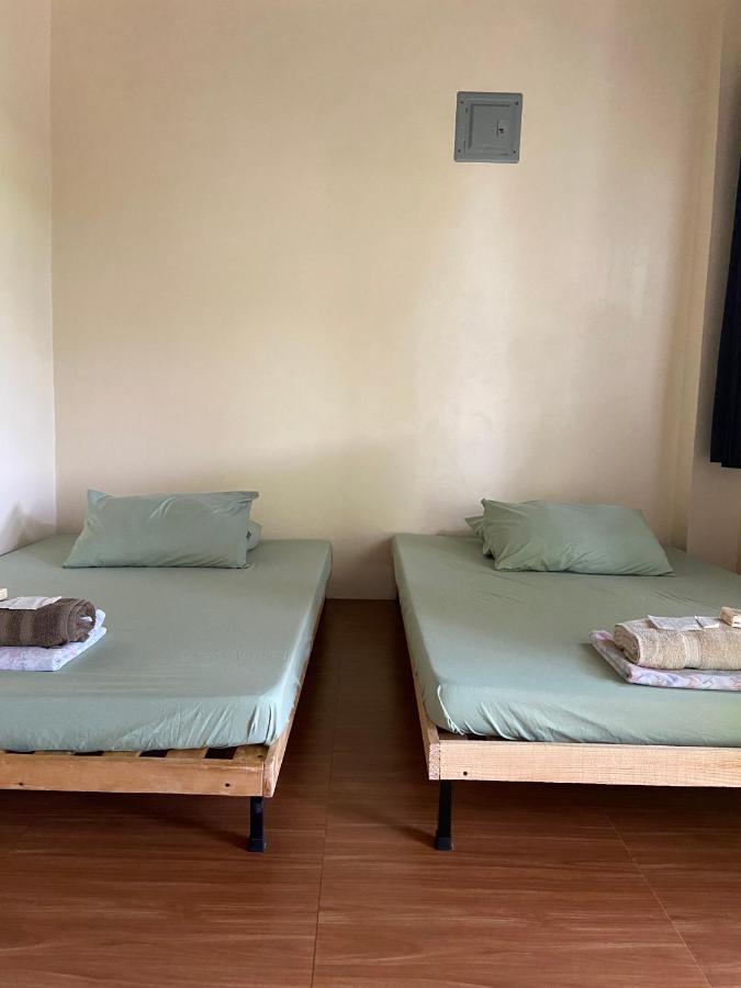 Bangcusay Location One Eighty B&B 외부 사진