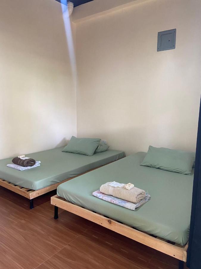 Bangcusay Location One Eighty B&B 외부 사진